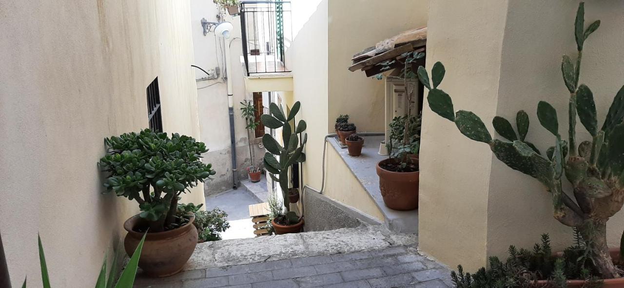 Pura Vida Iblea Hotel Ragusa Exterior photo