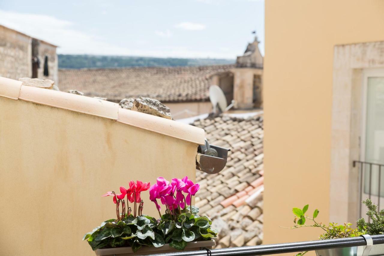 Pura Vida Iblea Hotel Ragusa Exterior photo