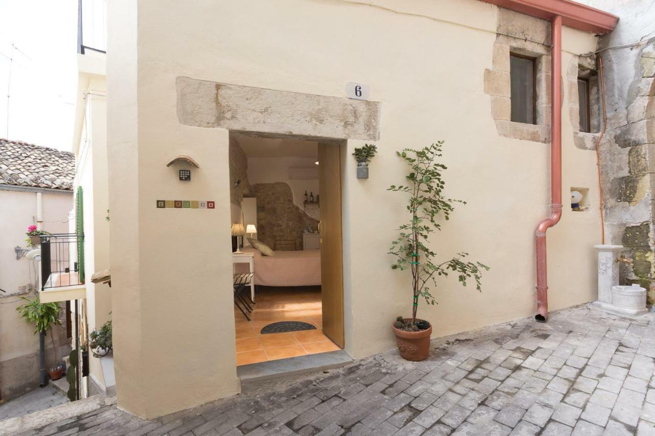 Pura Vida Iblea Hotel Ragusa Exterior photo